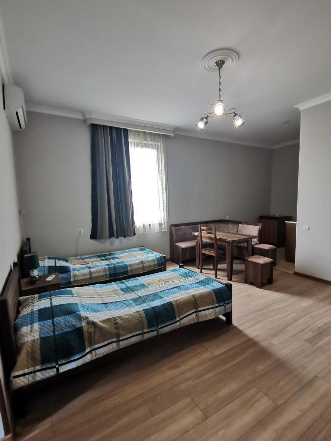 Guest House Eden Tiflis Dış mekan fotoğraf